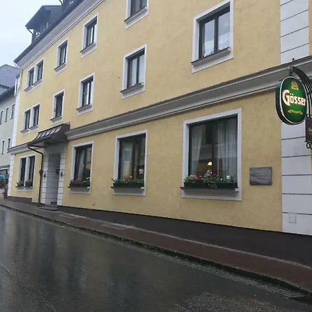 Kirchengasse 162 - Alte Post * באד אאוסי